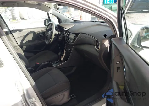 2020 Chevrolet Trax Fwd Ls from USA, damaged, VIN 3GNCJKSBXLL164679